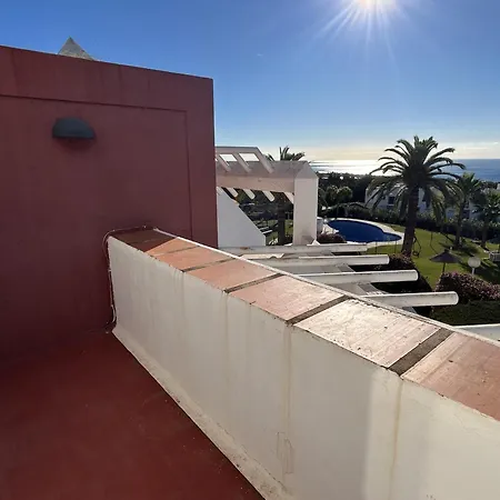 Alhambra 9 * Нерха