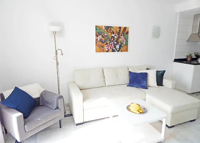 Alhambra 9 *